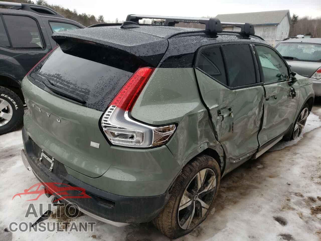 VOLVO XC40 2021 - YV4ED3UR6M2553697