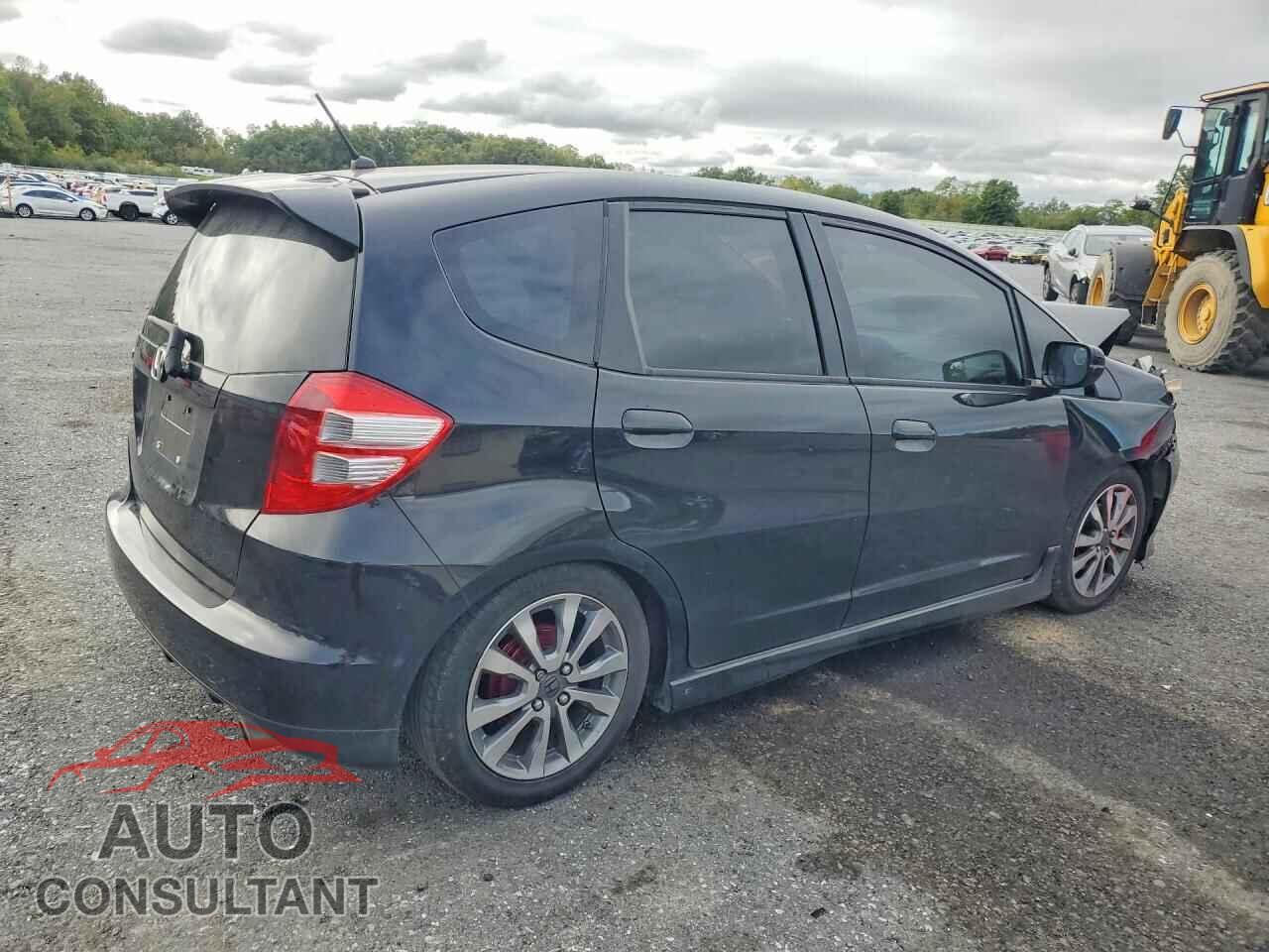 HONDA FIT 2013 - JHMGE8G55DC056972