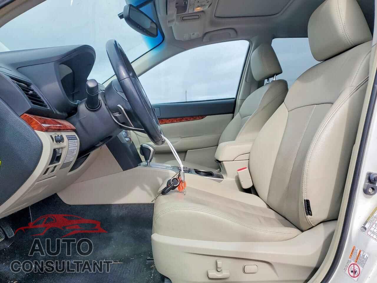 SUBARU OUTBACK 2012 - 4S4BRDKCXC2220411