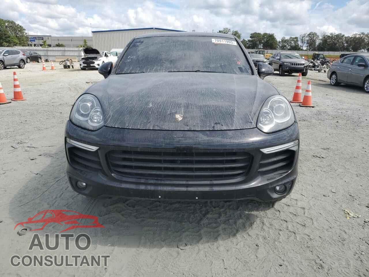 PORSCHE CAYENNE 2016 - WP1AA2A22GLA01722