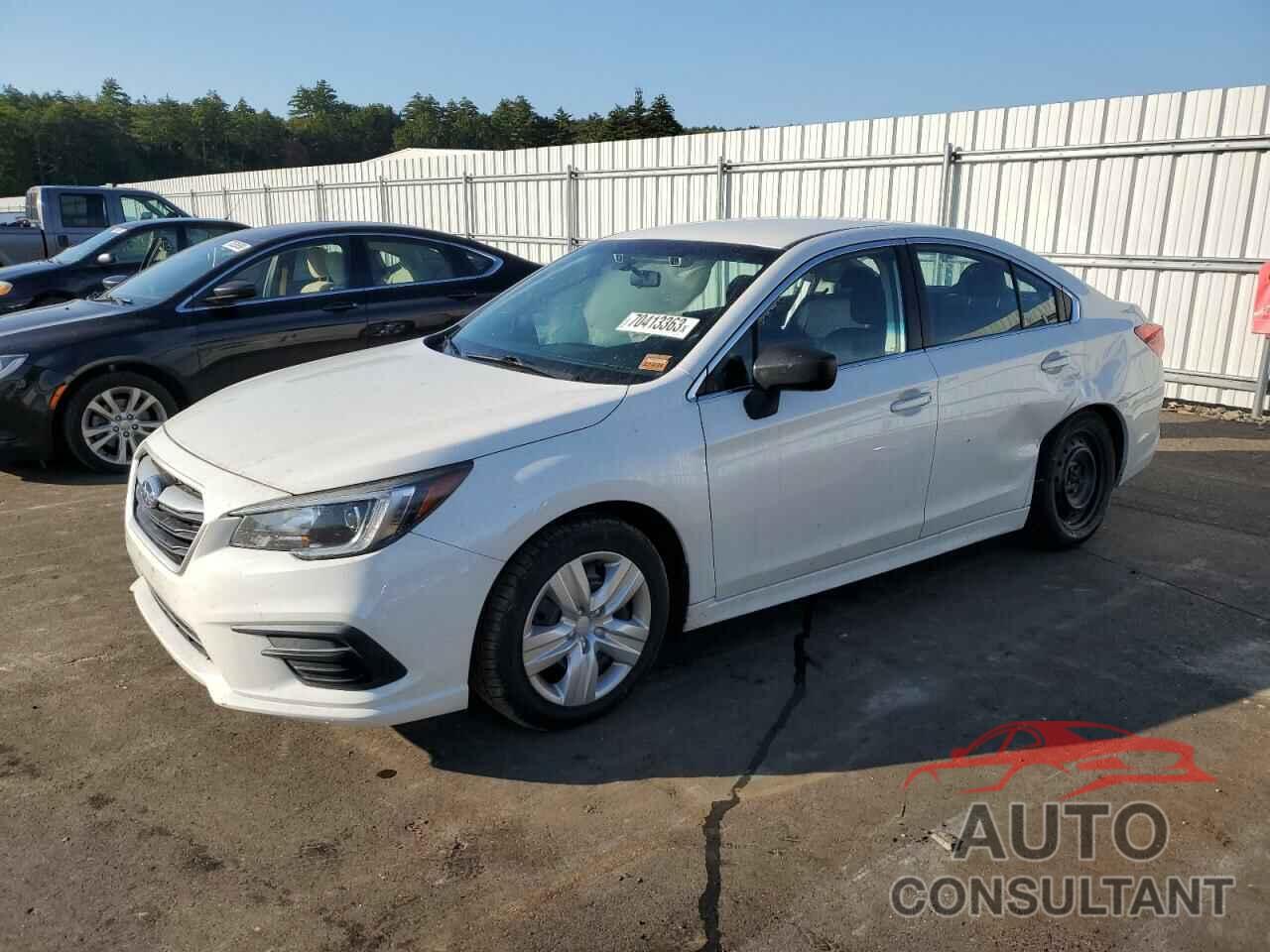 SUBARU LEGACY 2019 - 4S3BNAB68K3028017