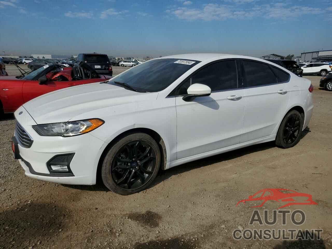 FORD FUSION 2019 - 3FA6P0HDXKR201054