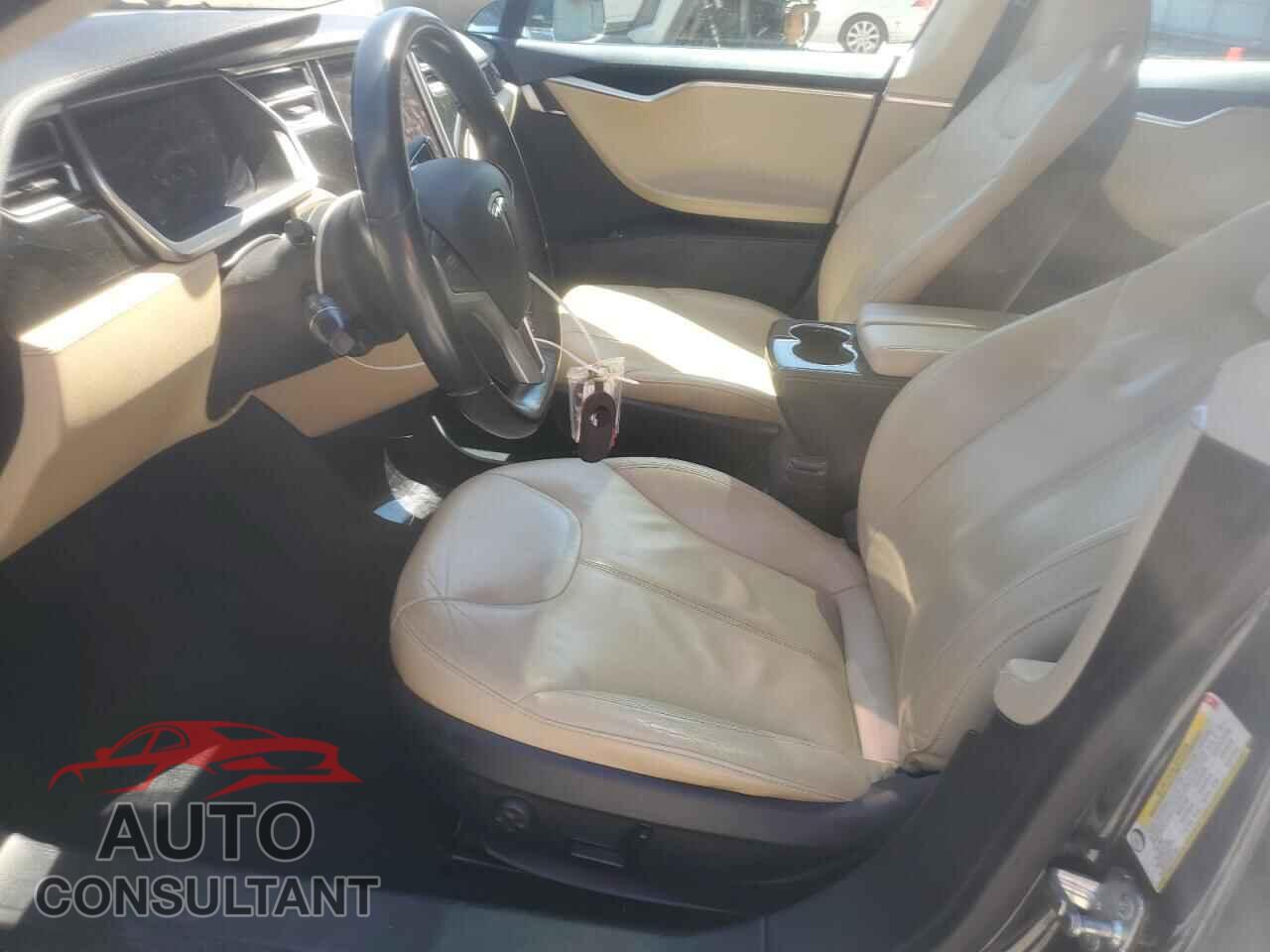 TESLA MODEL S 2014 - 5YJSA1S14EFP29385