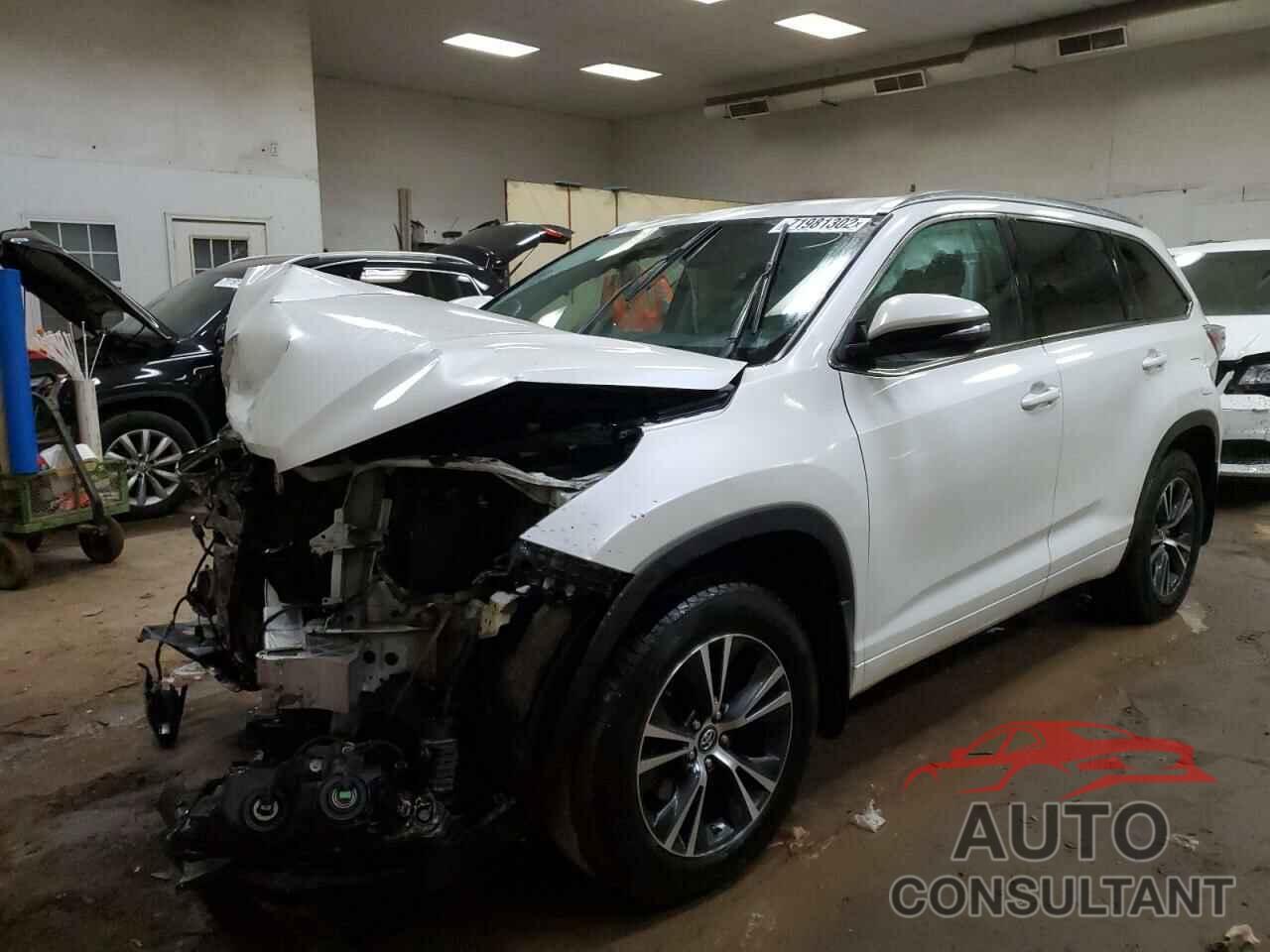 TOYOTA HIGHLANDER 2016 - 5TDJKRFH3GS300185