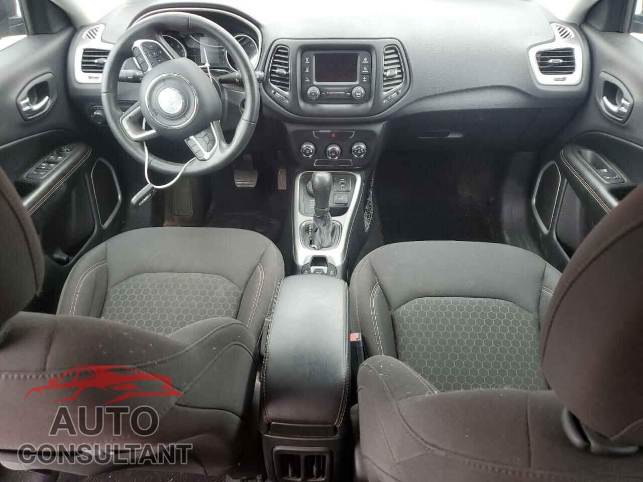 JEEP COMPASS 2017 - 3C4NJDAB9HT578932
