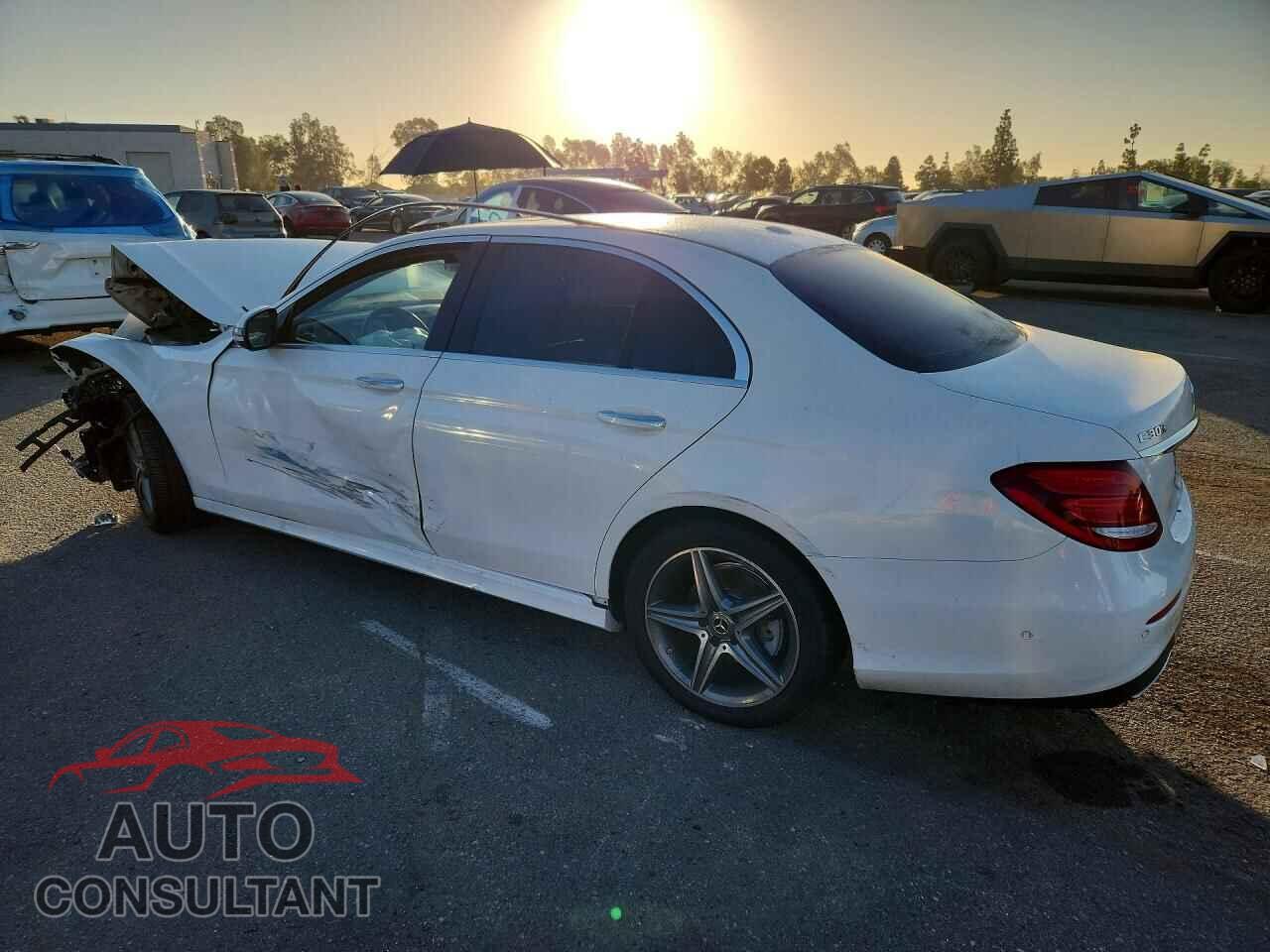 MERCEDES-BENZ E-CLASS 2018 - WDDZF4JB2JA311038