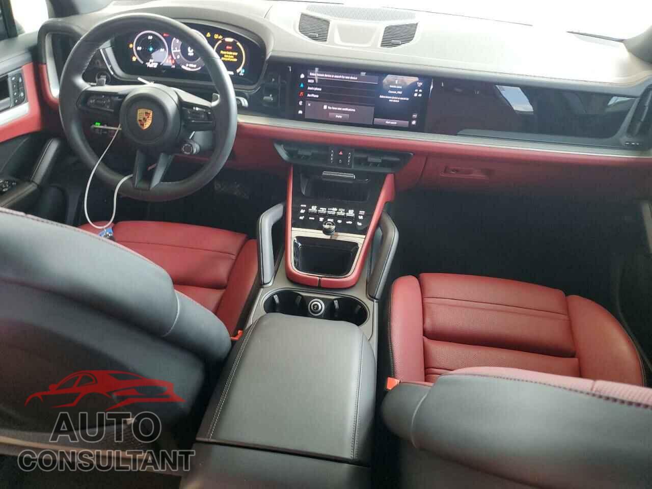 PORSCHE CAYENNE 2024 - WP1AA2AY3RDA05182