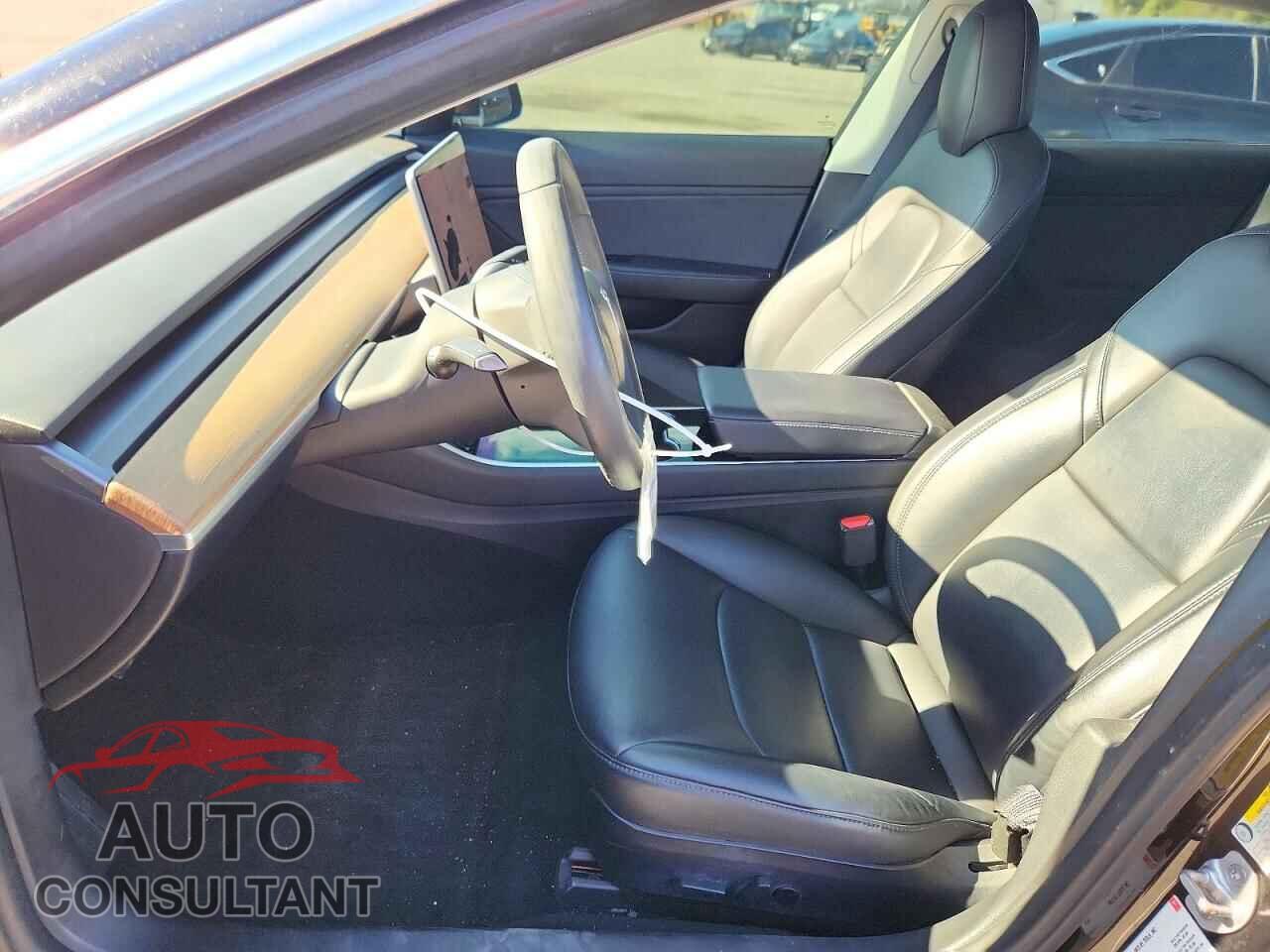 TESLA MODEL 3 2018 - 5YJ3E1EB2JF179837