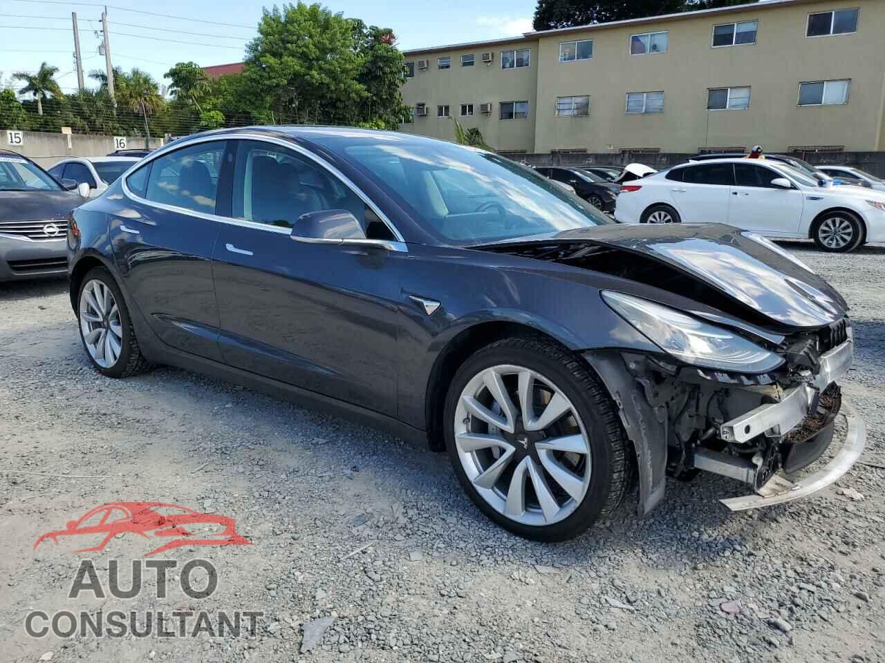 TESLA MODEL 3 2018 - 5YJ3E1EA6JF042682