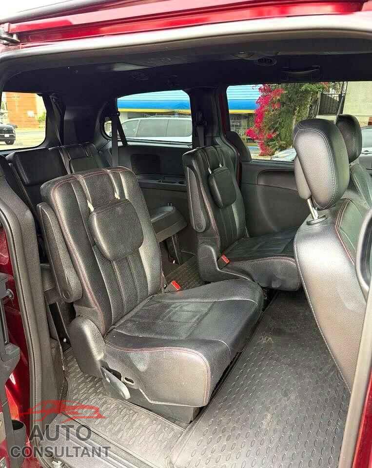 DODGE CARAVAN 2019 - 2C4RDGEG3KR768686
