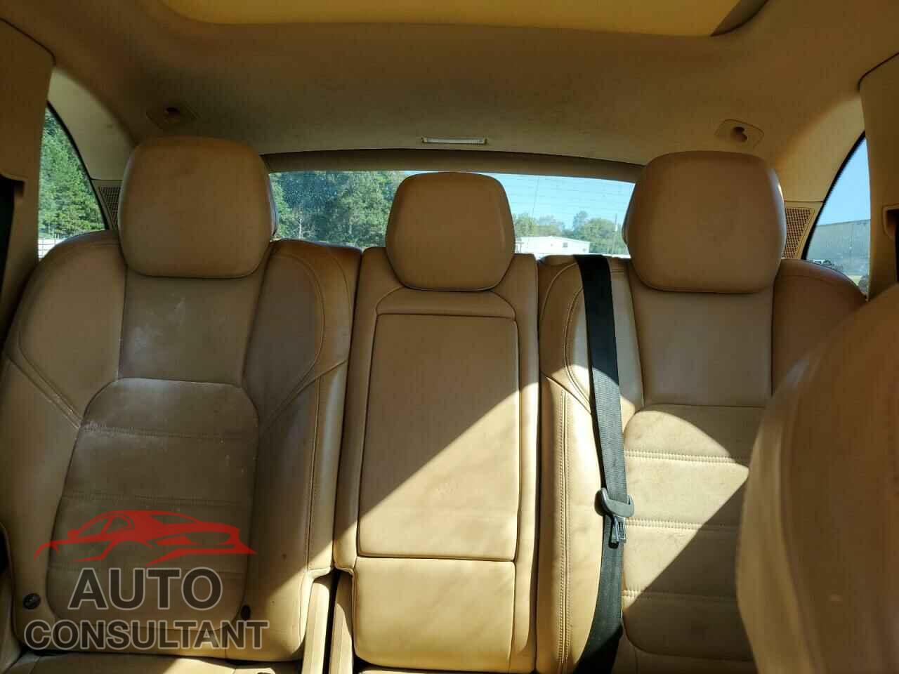 PORSCHE CAYENNE 2017 - WP1AA2A20HKA85031