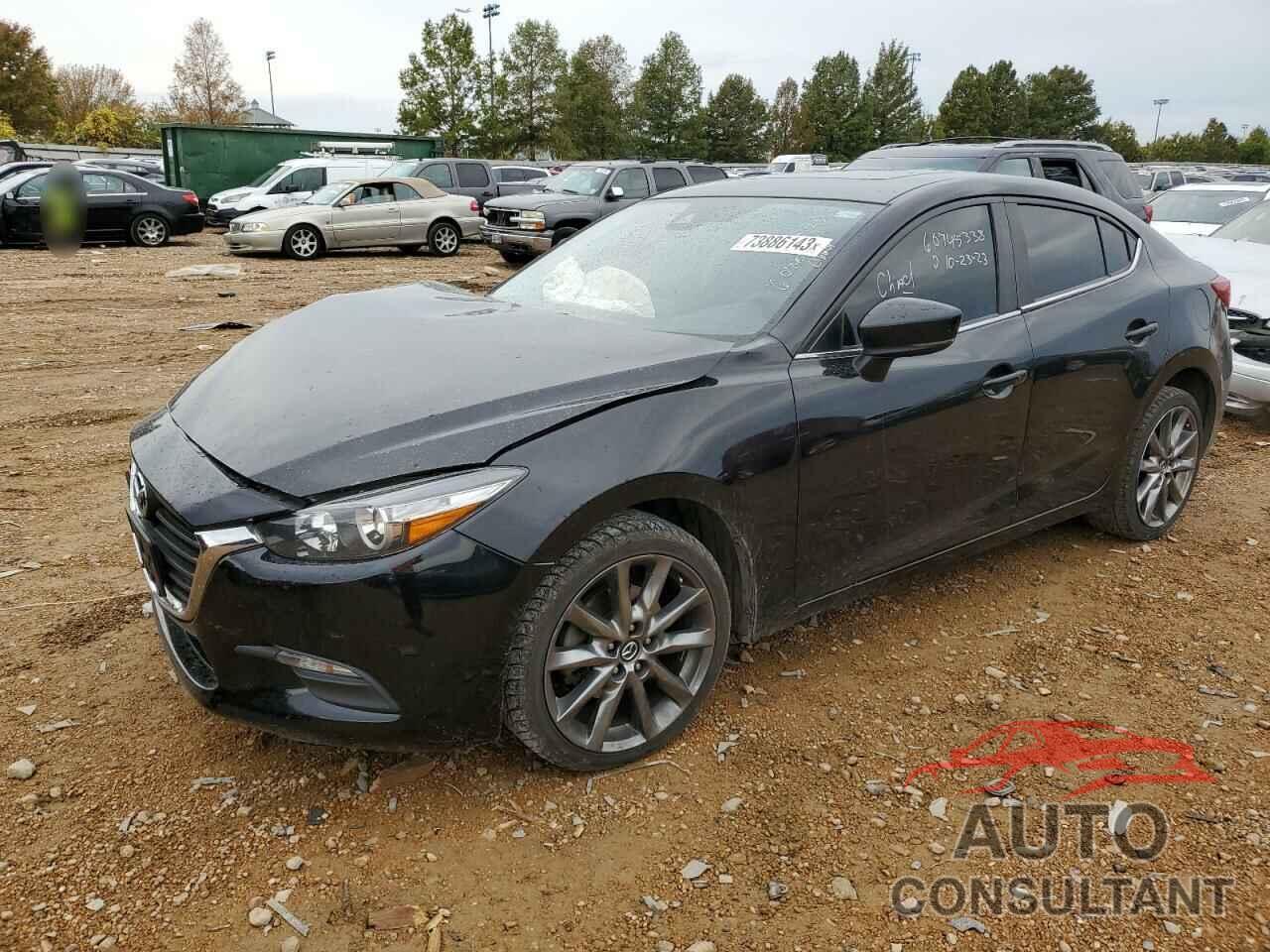 MAZDA 3 2018 - 3MZBN1V33JM169296