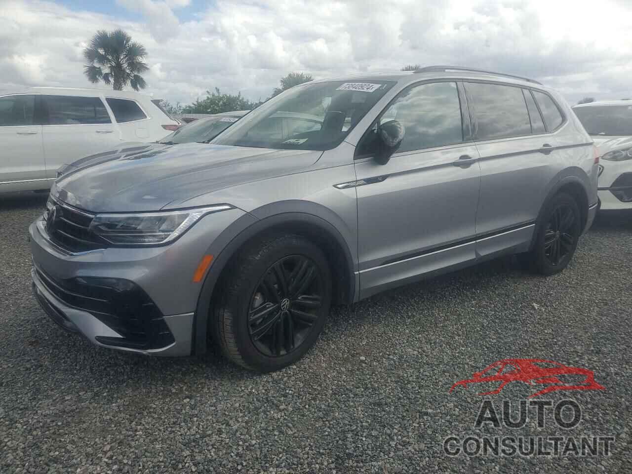 VOLKSWAGEN TIGUAN 2022 - 3VVCB7AX5NM047431