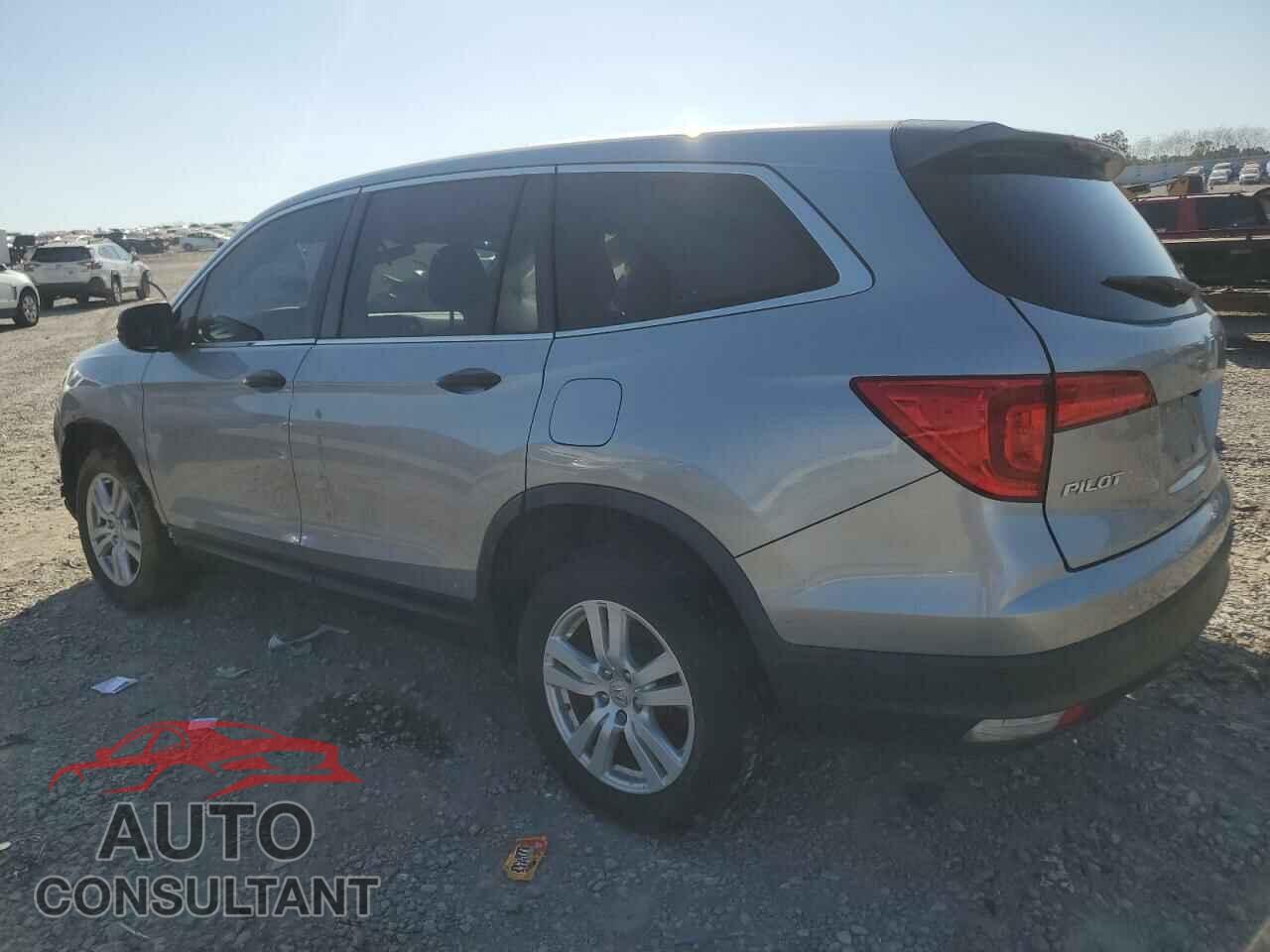 HONDA PILOT 2017 - 5FNYF6H19HB103075