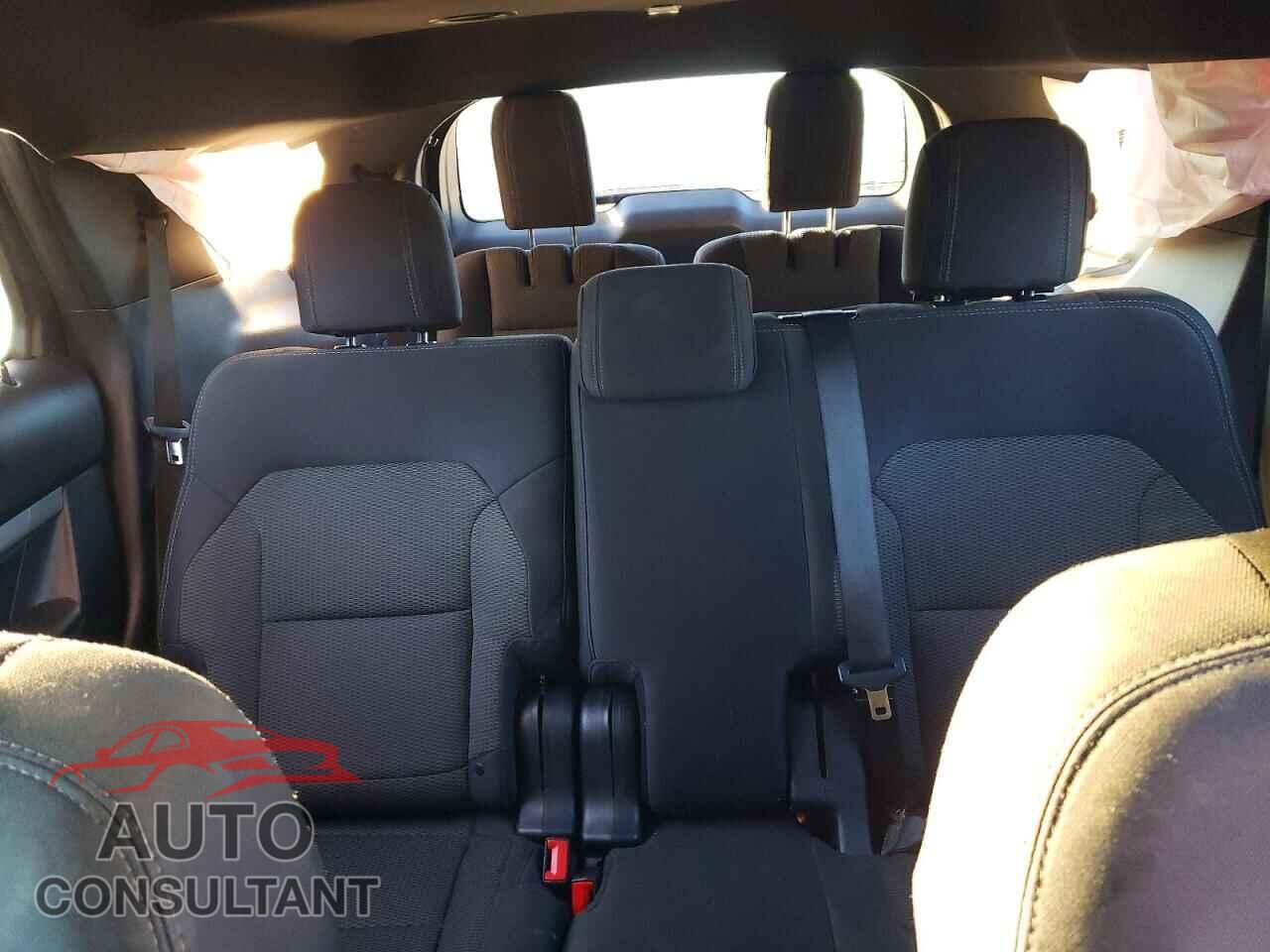 FORD EXPLORER 2017 - 1FM5K8D84HGA21480
