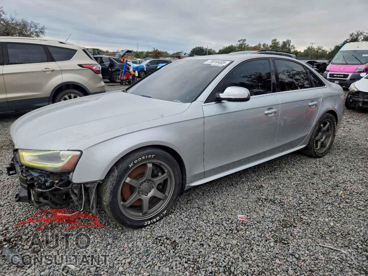 AUDI S4/RS4 2014 - WAUDGAFLXEA126563