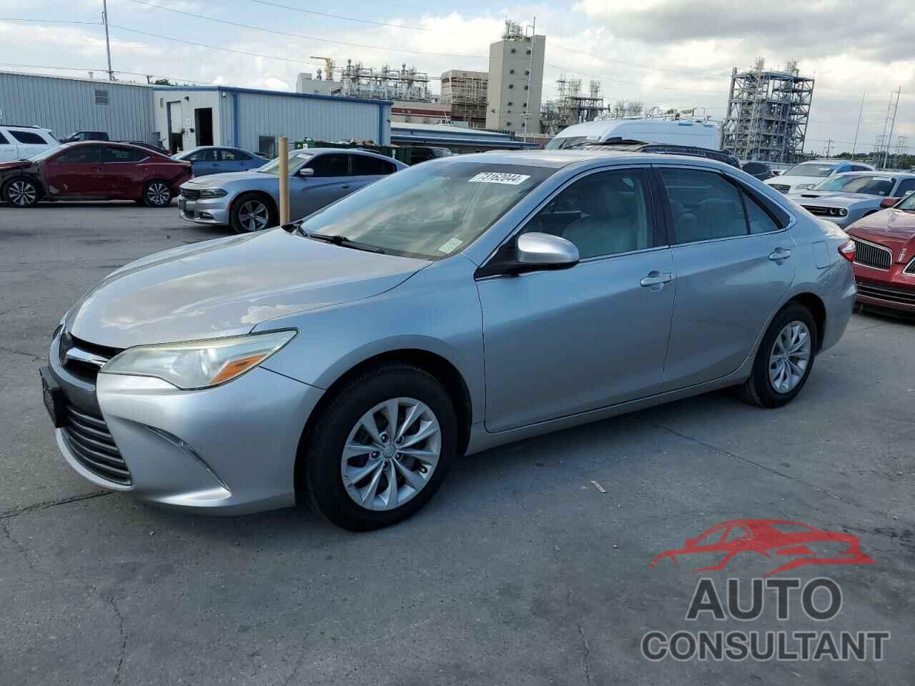 TOYOTA CAMRY 2016 - 4T4BF1FK1GR517091