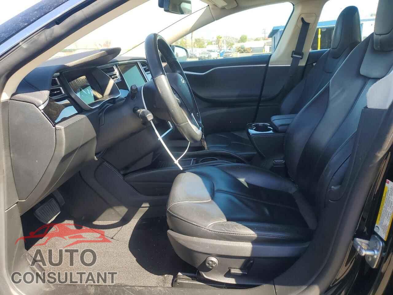 TESLA MODEL S 2014 - 5YJSA1H11EFP44823