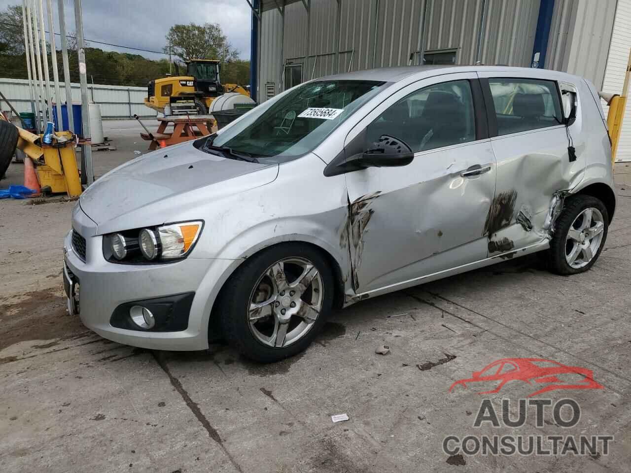 CHEVROLET SONIC 2016 - 1G1JE6SB3G4143799