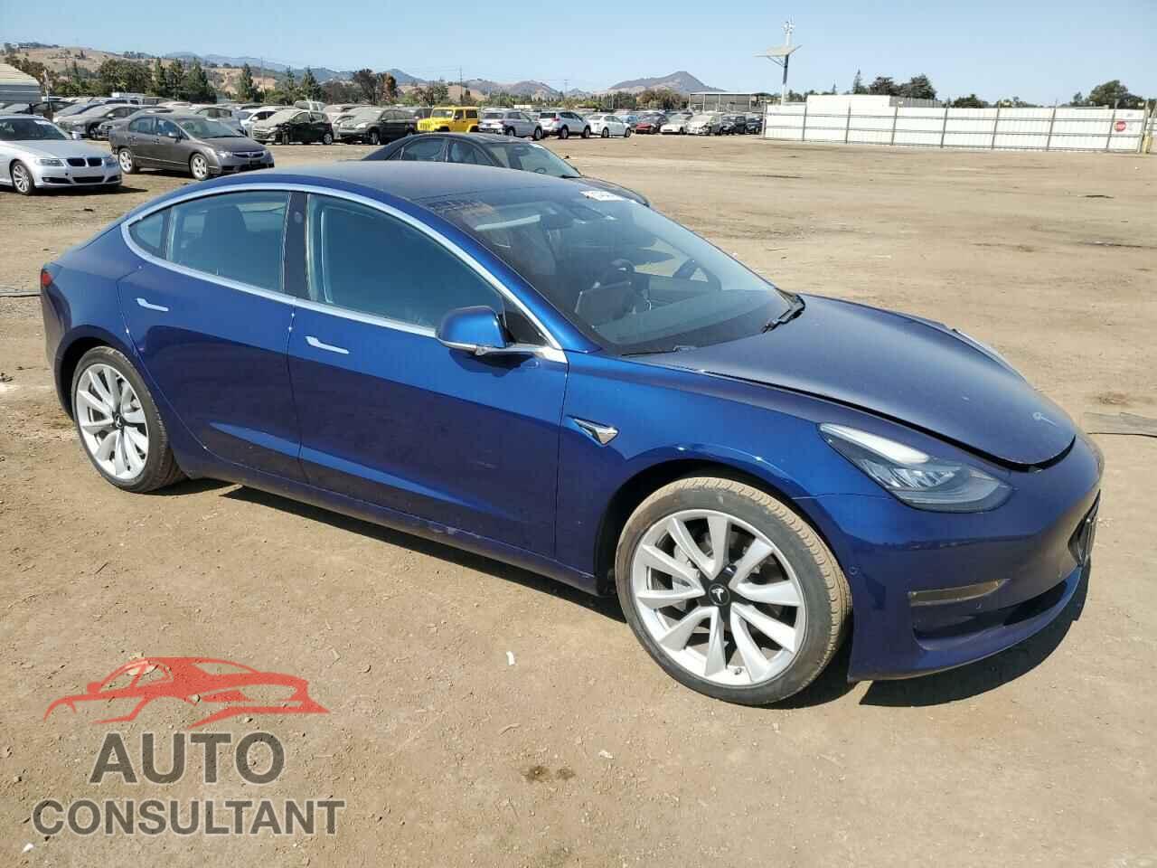 TESLA MODEL 3 2018 - 5YJ3E1EB0JF063858