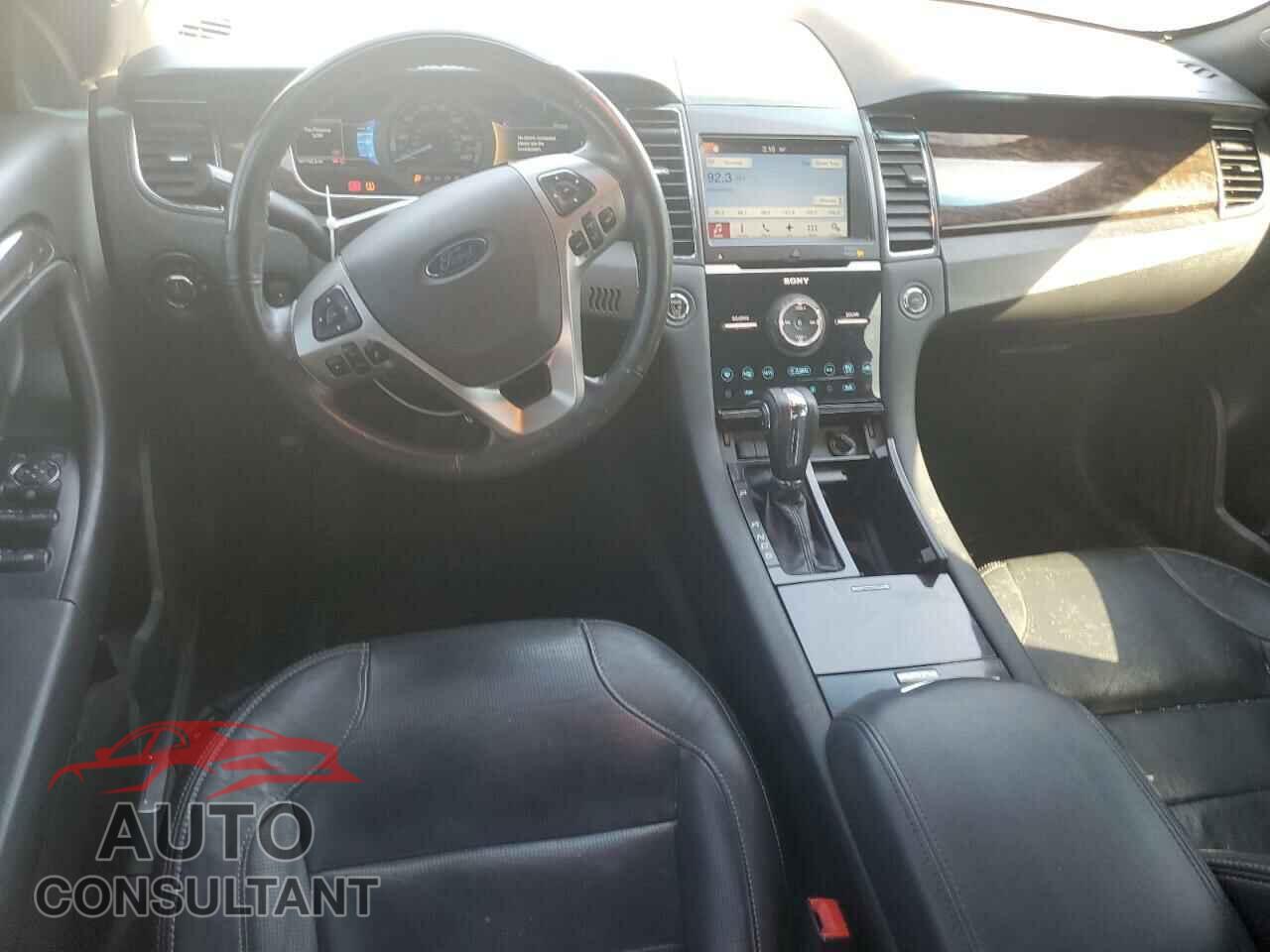 FORD TAURUS 2016 - 1FAHP2F80GG107600