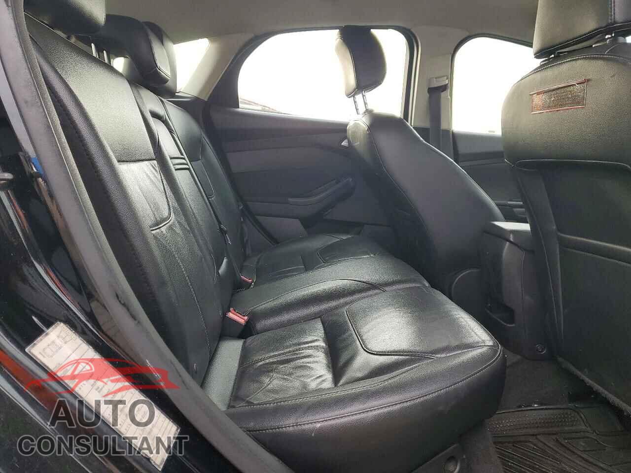 FORD FOCUS 2016 - 1FADP3K25GL330633