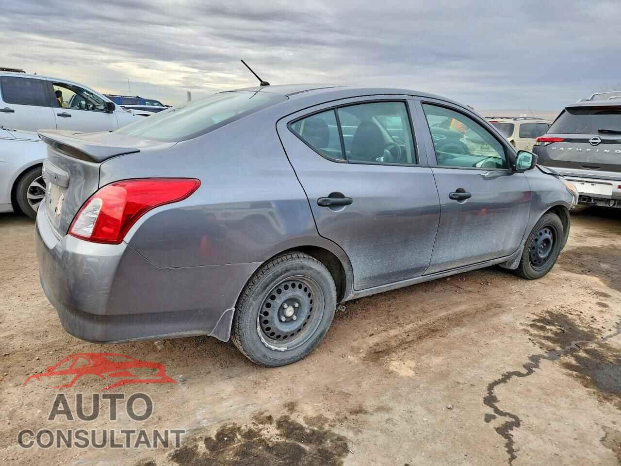 NISSAN VERSA 2019 - 3N1CN7AP3KL818253