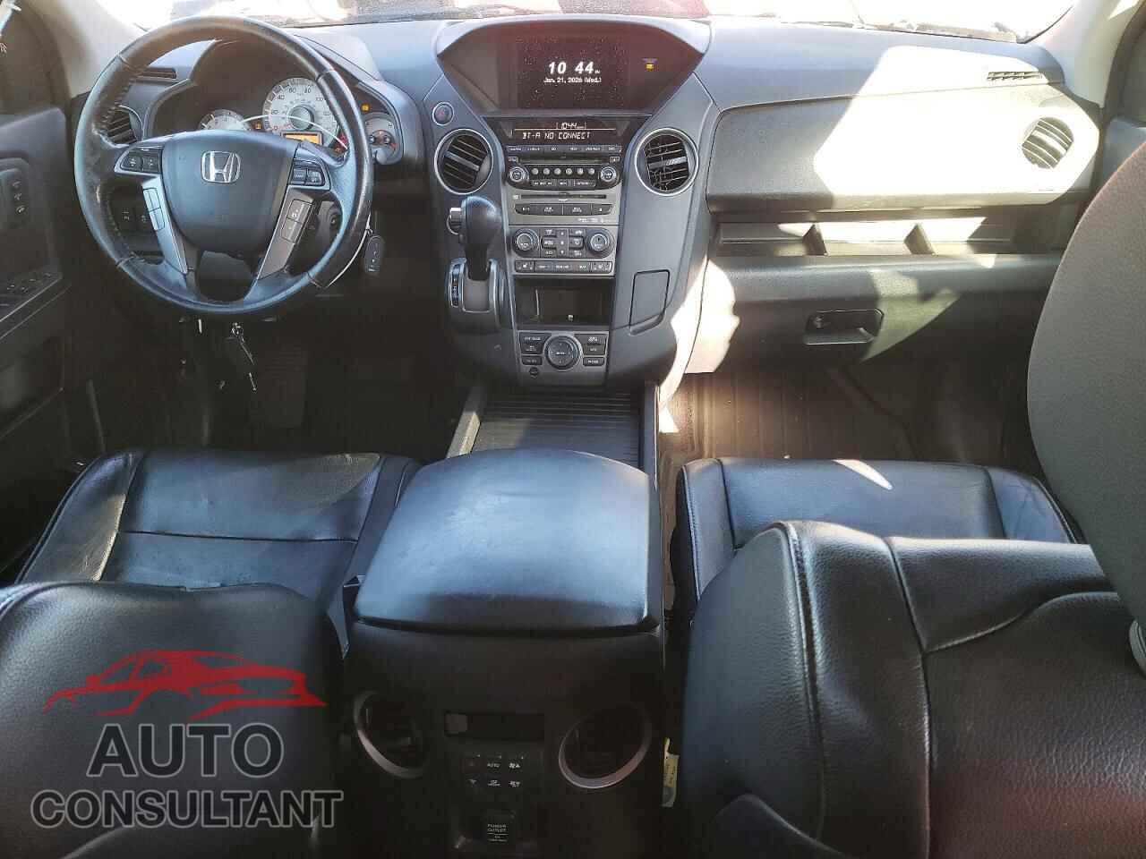 HONDA PILOT 2013 - 5FNYF4H99DB019276