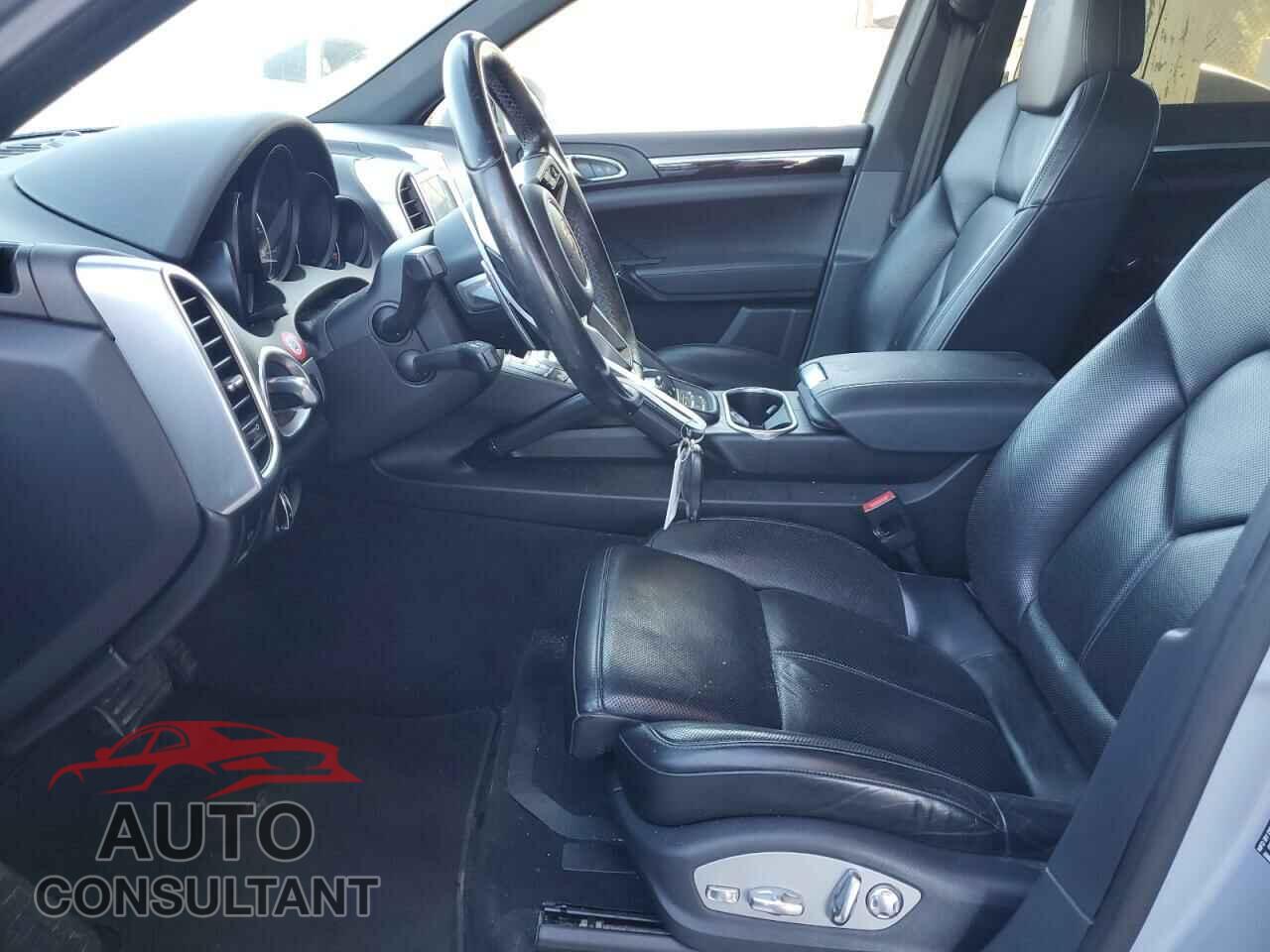 PORSCHE CAYENNE 2017 - WP1AA2A21HKA87077