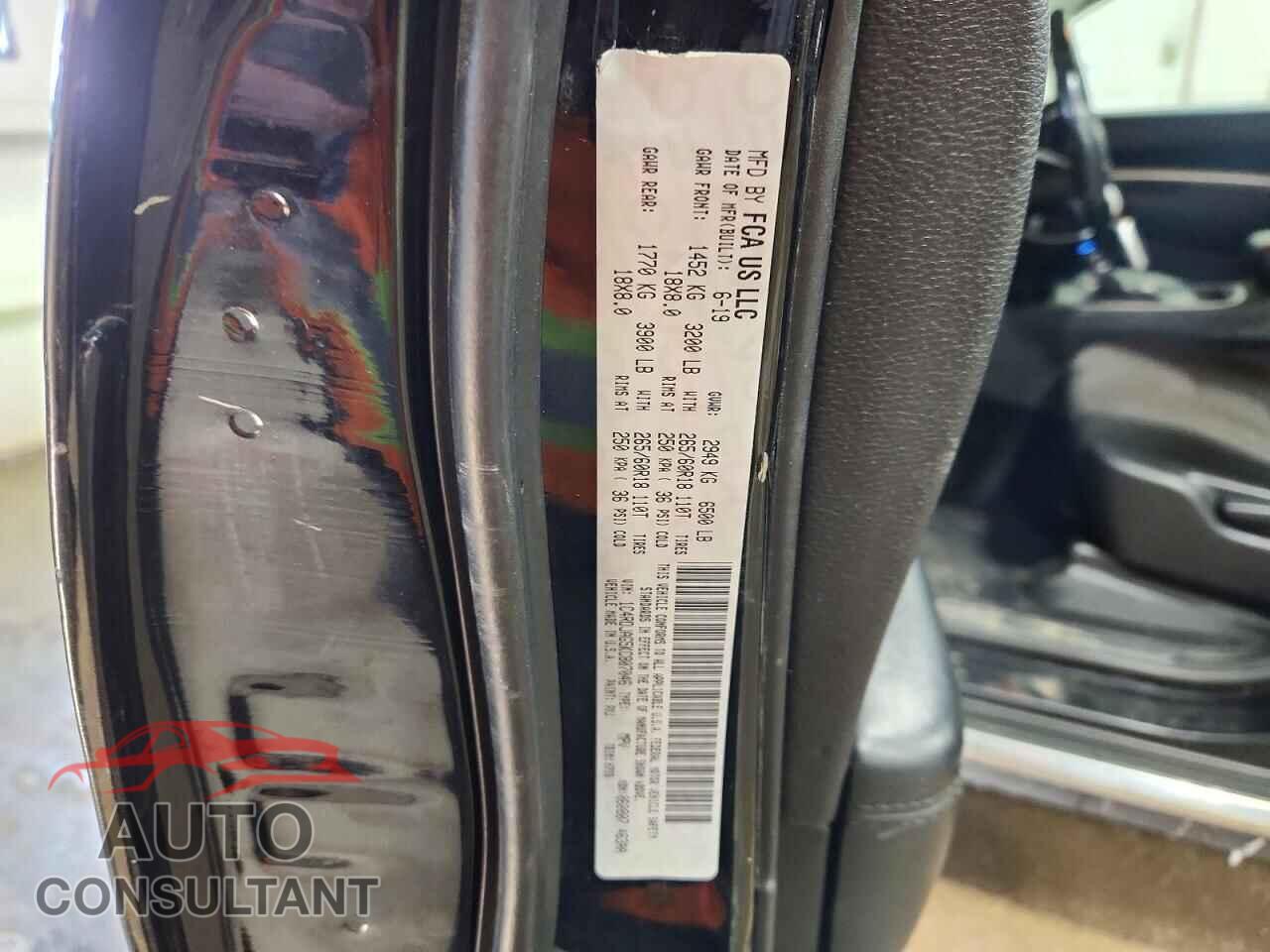 DODGE DURANGO 2019 - 1C4RDJAG5KC807046