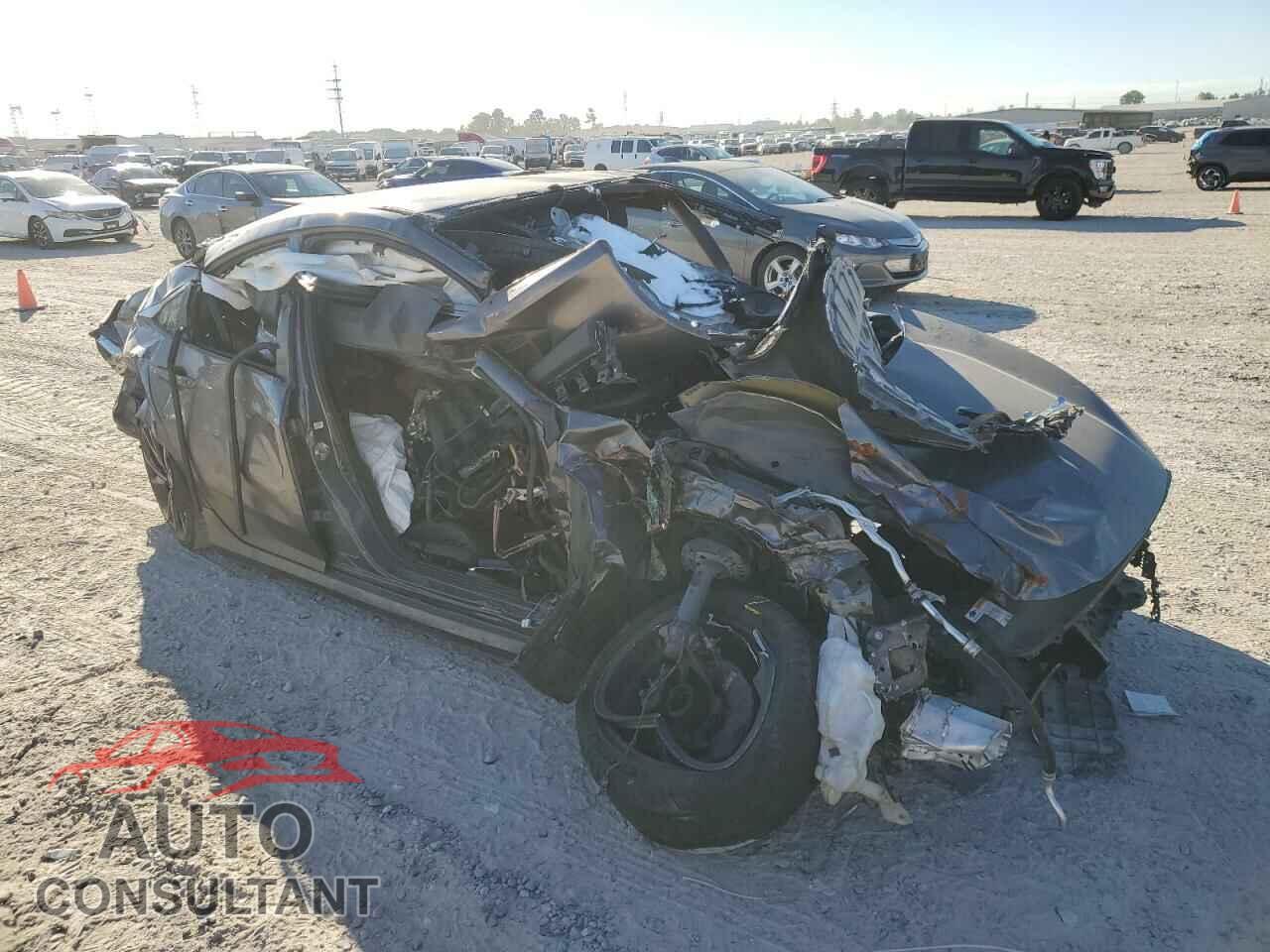 HONDA CIVIC 2019 - 2HGFC2F87KH537877