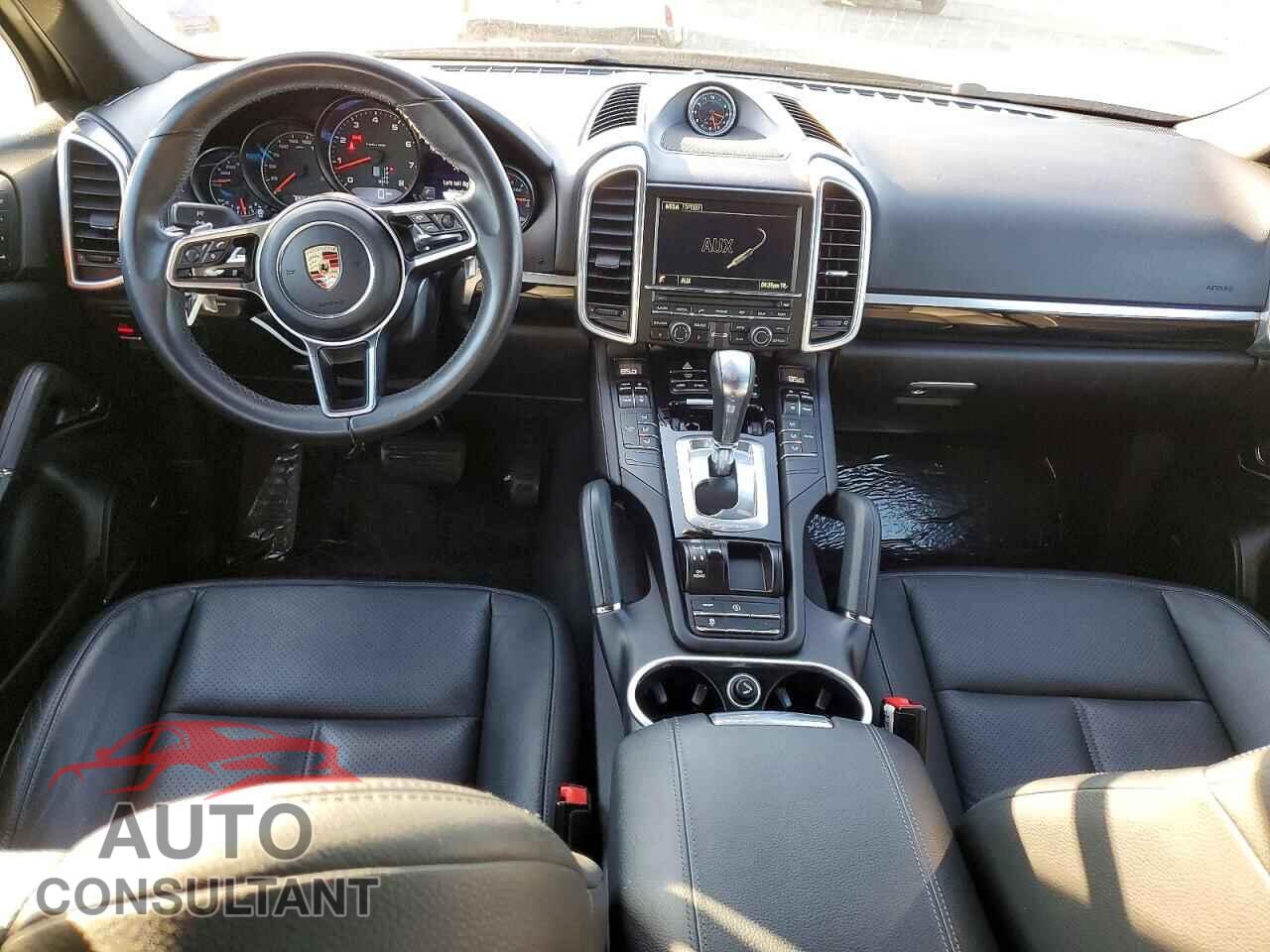 PORSCHE CAYENNE 2016 - WP1AA2A26GLA10925