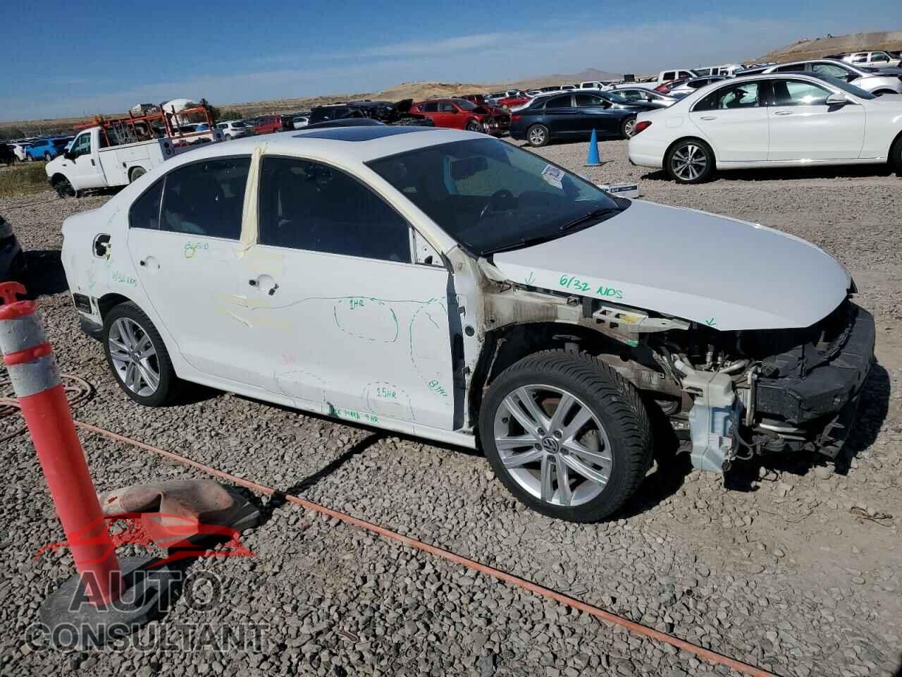 VOLKSWAGEN JETTA 2015 - 3VWLA7AJ2FM242527