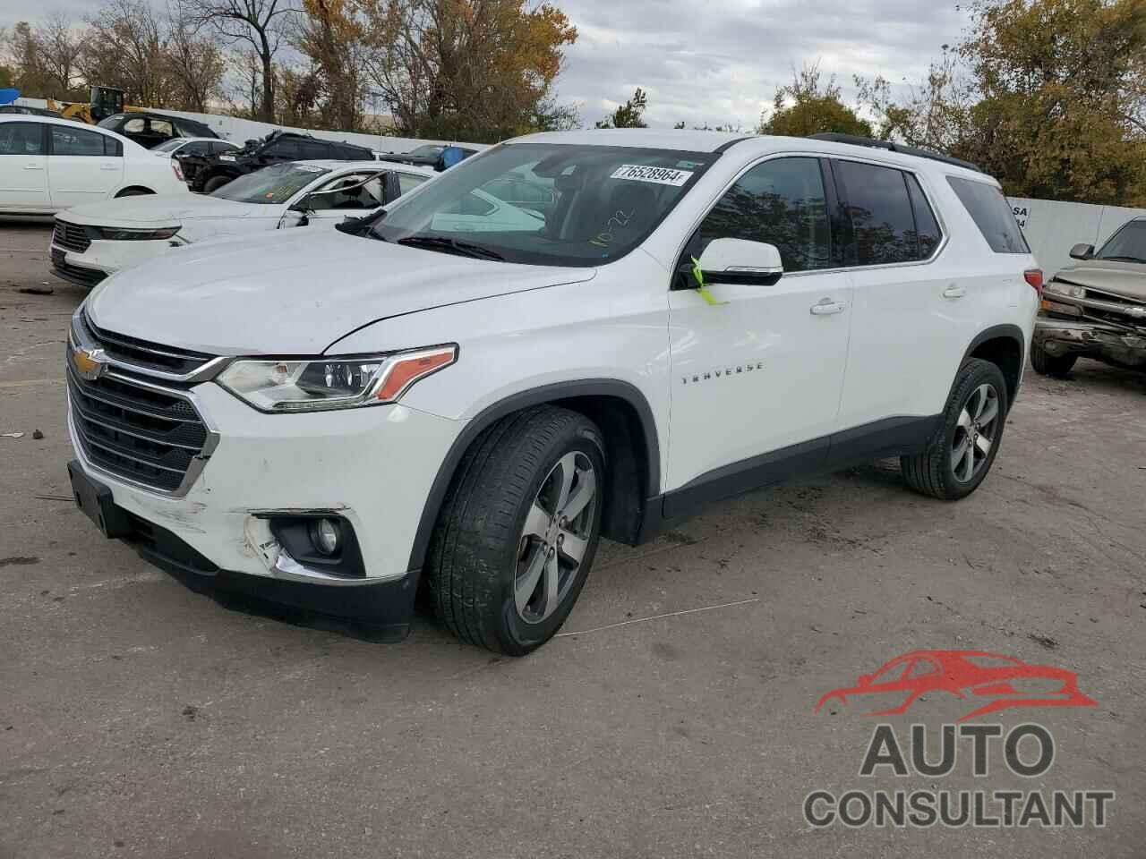 CHEVROLET TRAVERSE 2019 - 1GNERHKW7KJ288437