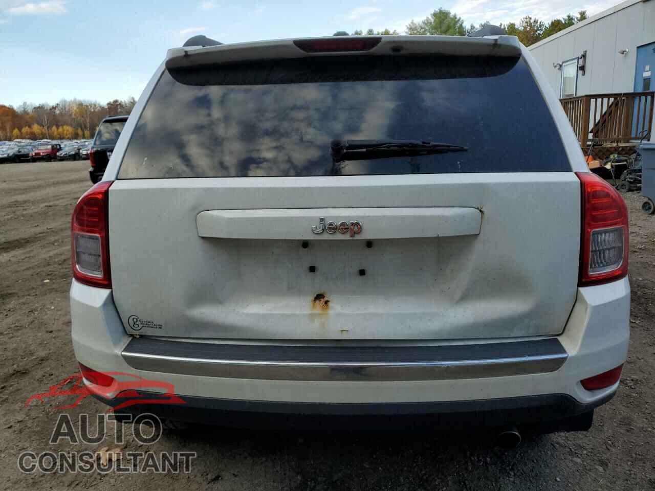 JEEP COMPASS 2011 - 1J4NF5FB2BD275434