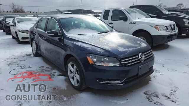 VOLKSWAGEN PASSAT 2014 - 1VWAT7A30EC047366
