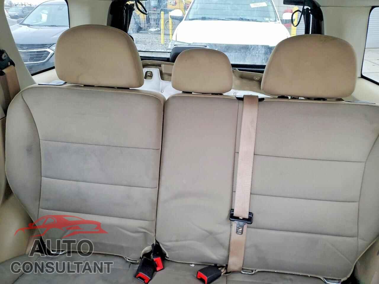 FORD ESCAPE 2011 - 1FMCU0D75BKA25035