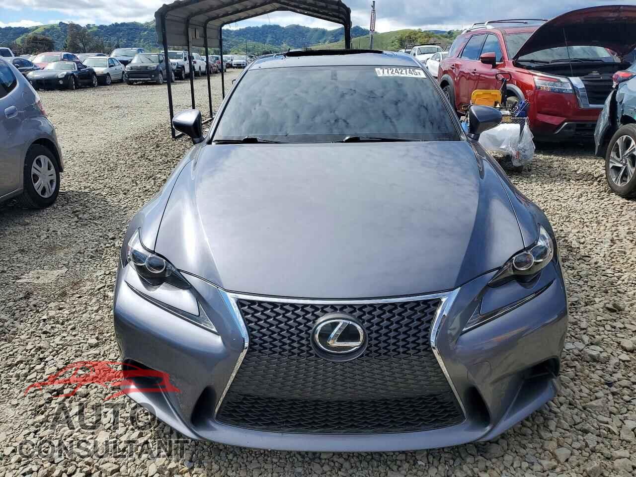 LEXUS IS 2016 - JTHBA1D29G5032965