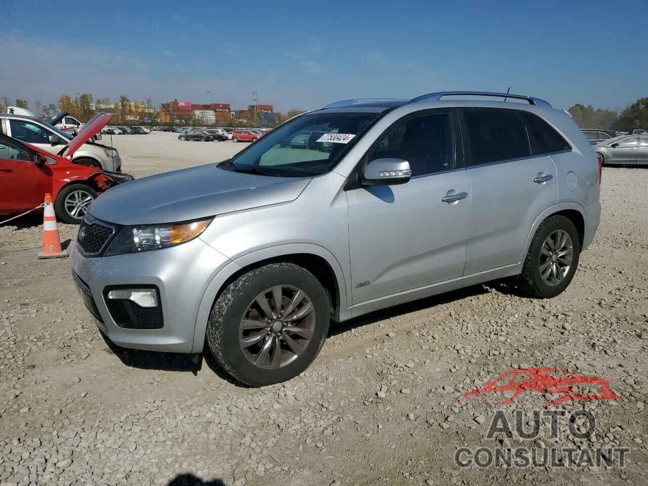 KIA SORENTO 2013 - 5XYKWDA24DG342100