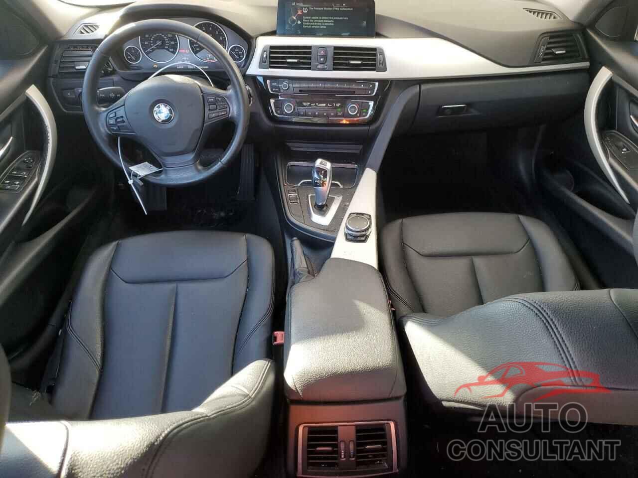 BMW 3 SERIES 2016 - WBA8E1G59GNT36168