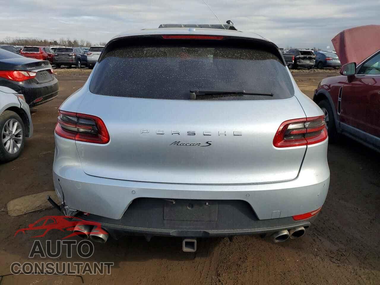 PORSCHE MACAN 2016 - WP1AB2A52GLB45973
