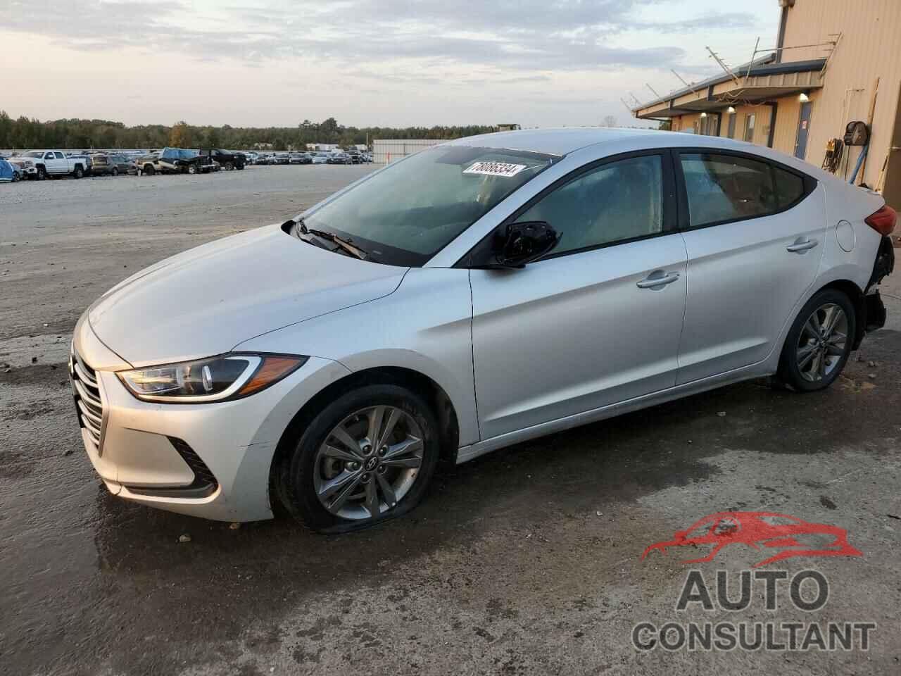 HYUNDAI ELANTRA 2018 - 5NPD84LF1JH232001