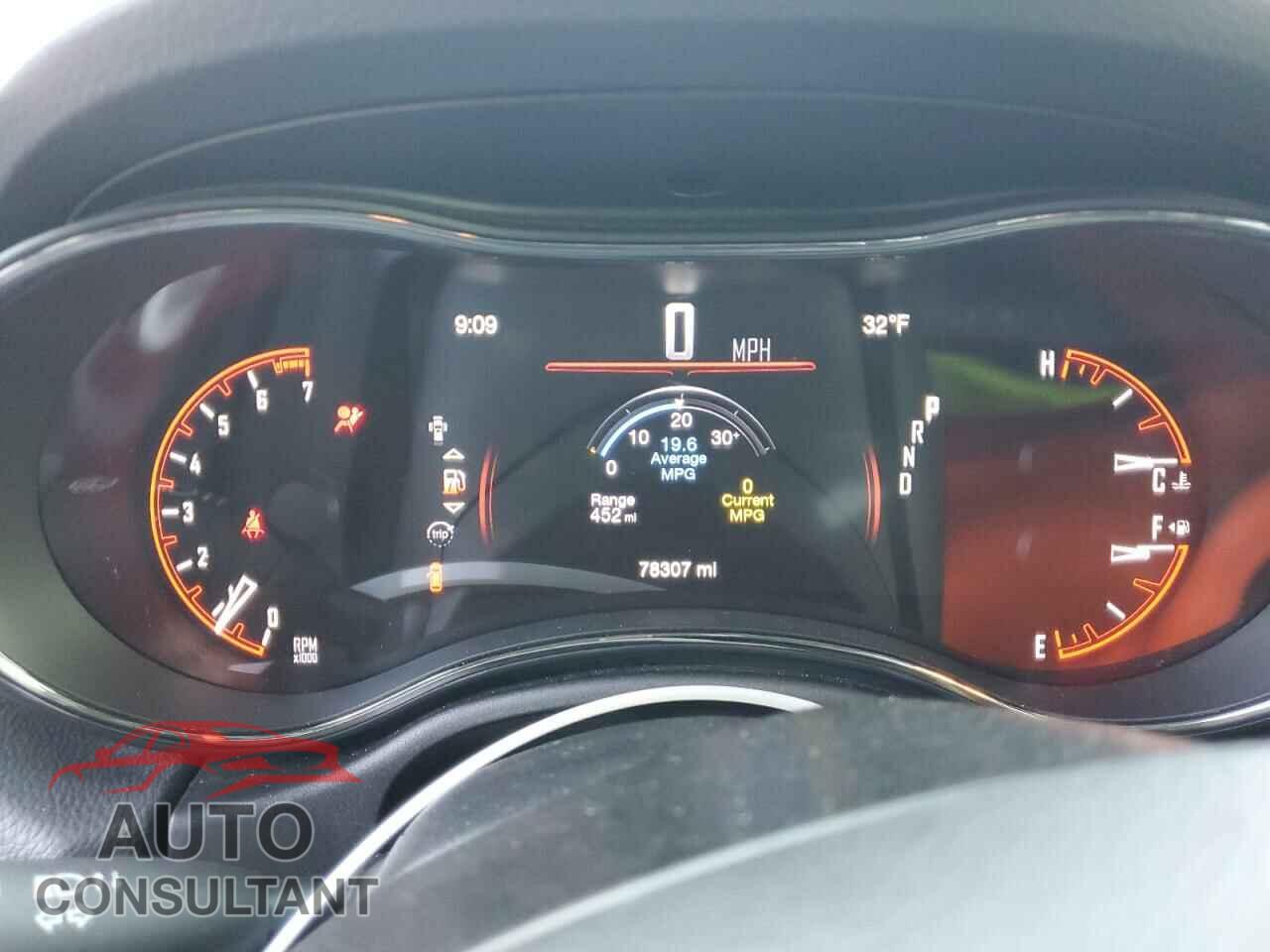 DODGE DURANGO 2018 - 1C4RDJDG5JC324103