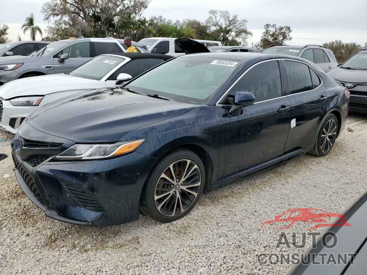 TOYOTA CAMRY 2020 - 4T1G11AK4LU352041