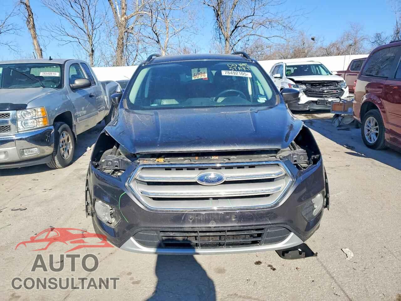 FORD ESCAPE 2018 - 1FMCU0HD4JUA04101