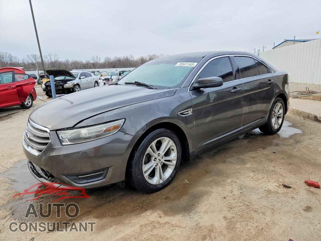 FORD TAURUS 2017 - 1FAHP2E89HG137231