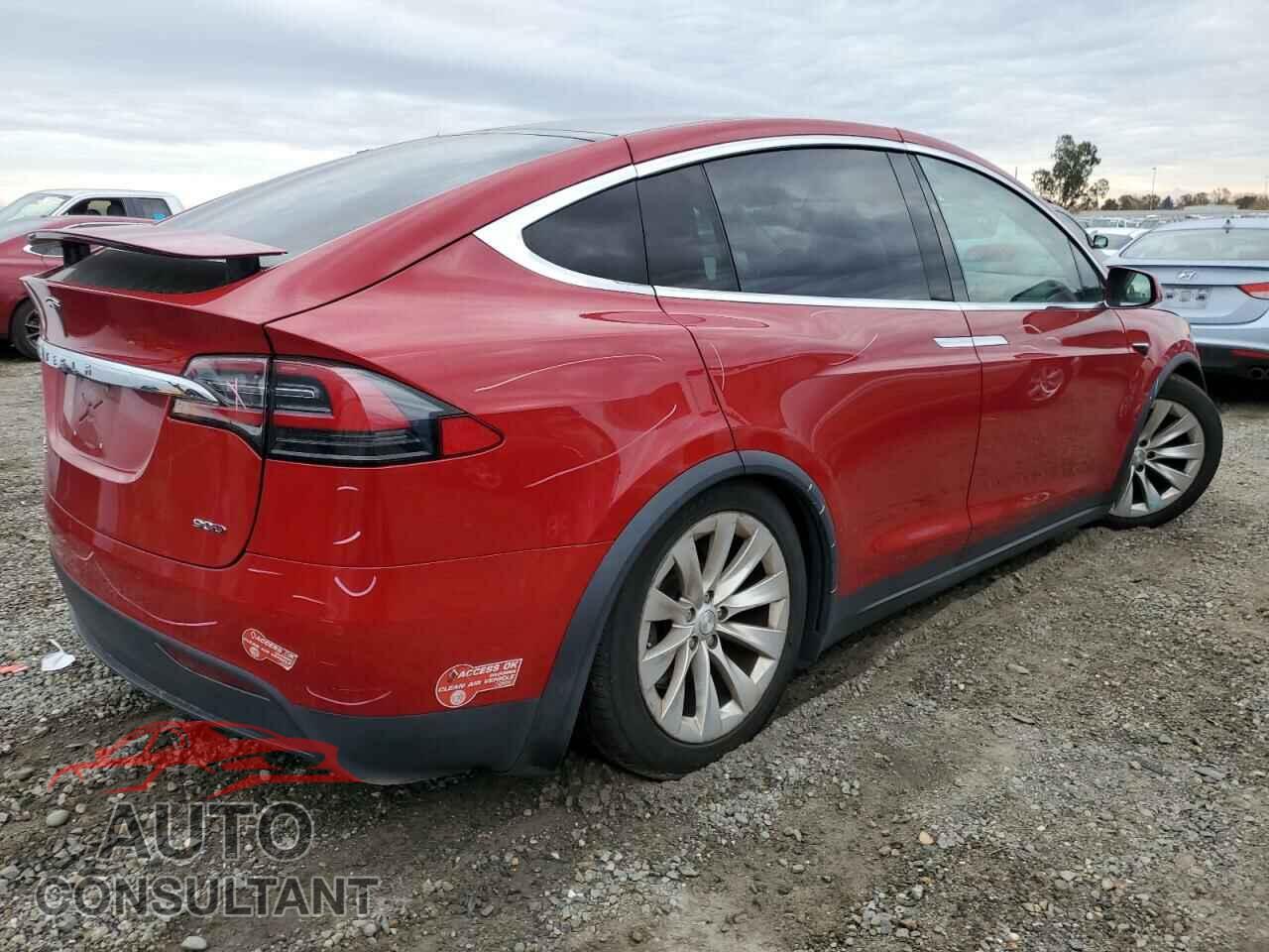 TESLA MODEL X 2016 - 5YJXCDE21GF026156