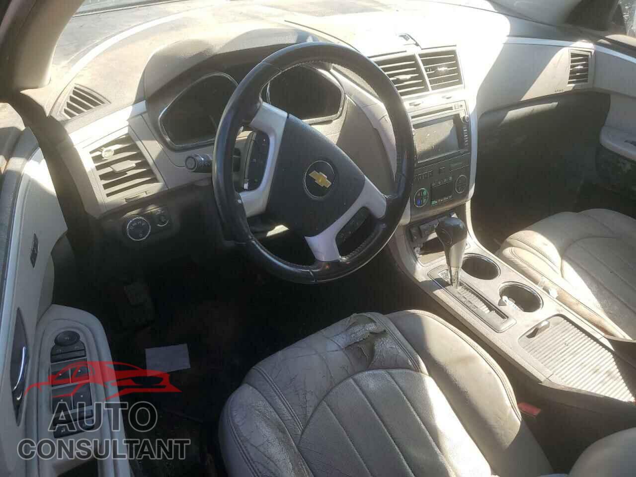 CHEVROLET TRAVERSE 2010 - 1GNLVHED7AJ227665
