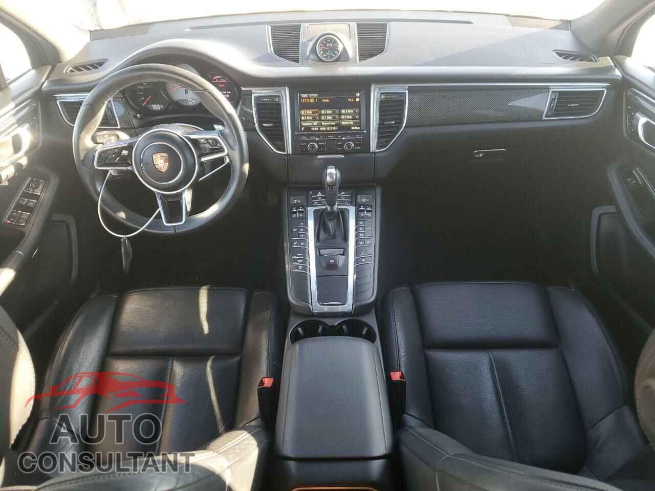 PORSCHE MACAN 2015 - WP1AB2A58FLB66132