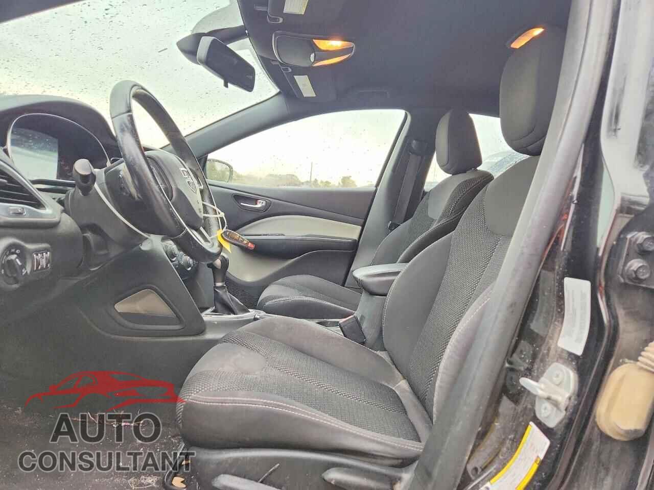 DODGE DART 2015 - 1C3CDFBBXFD174196